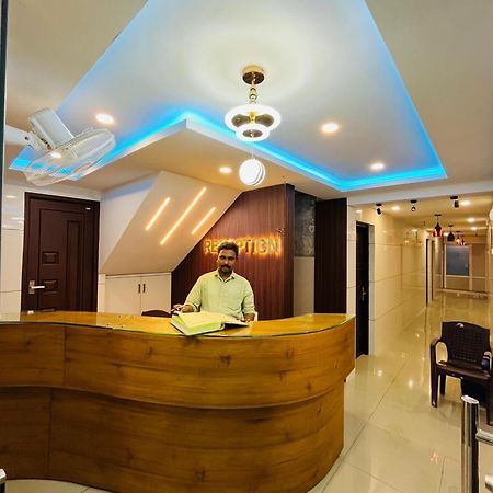 Priya Lodge Calecute Exterior foto